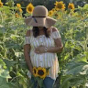 Meet your Posher, Becca